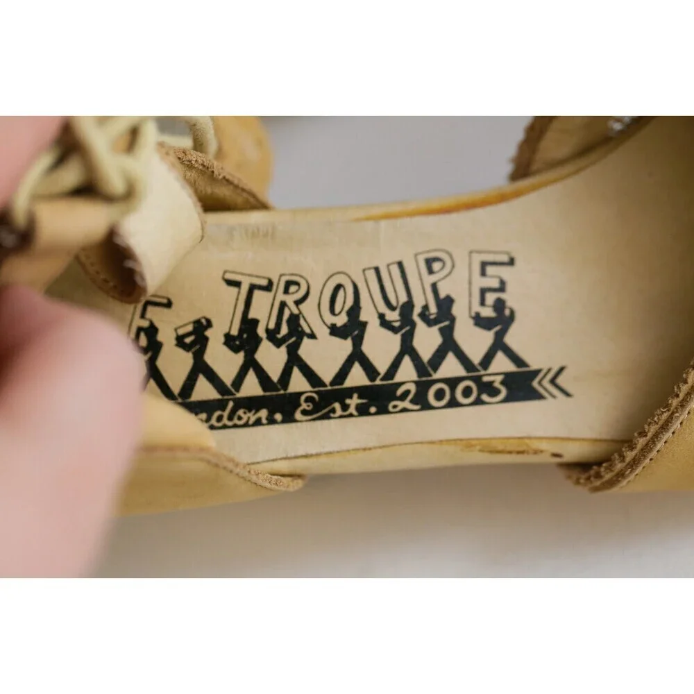 F- Troupe London Bran NEW Light Beige Nubuck Suede Lace up Clog Sandals 6.5